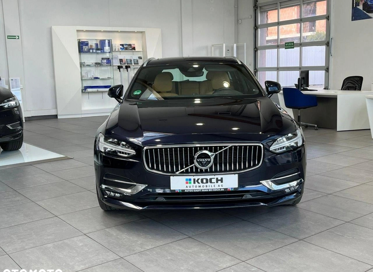 Volvo V90 cena 116900 przebieg: 106000, rok produkcji 2016 z Stronie Śląskie małe 466